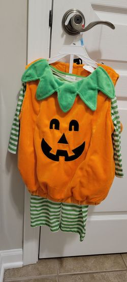 12-18 month 6 pc Pumpkin outfit