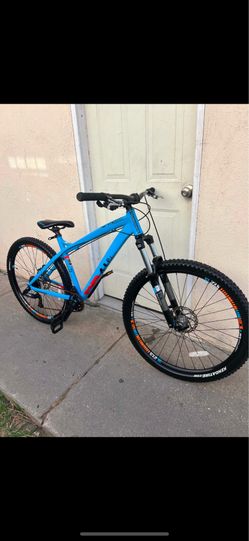 DiAMOMBACK  SIZE 27.5
