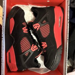 Air Jordan 4 Retro Red Thunder 