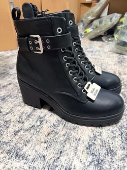 Ladies Black Boots