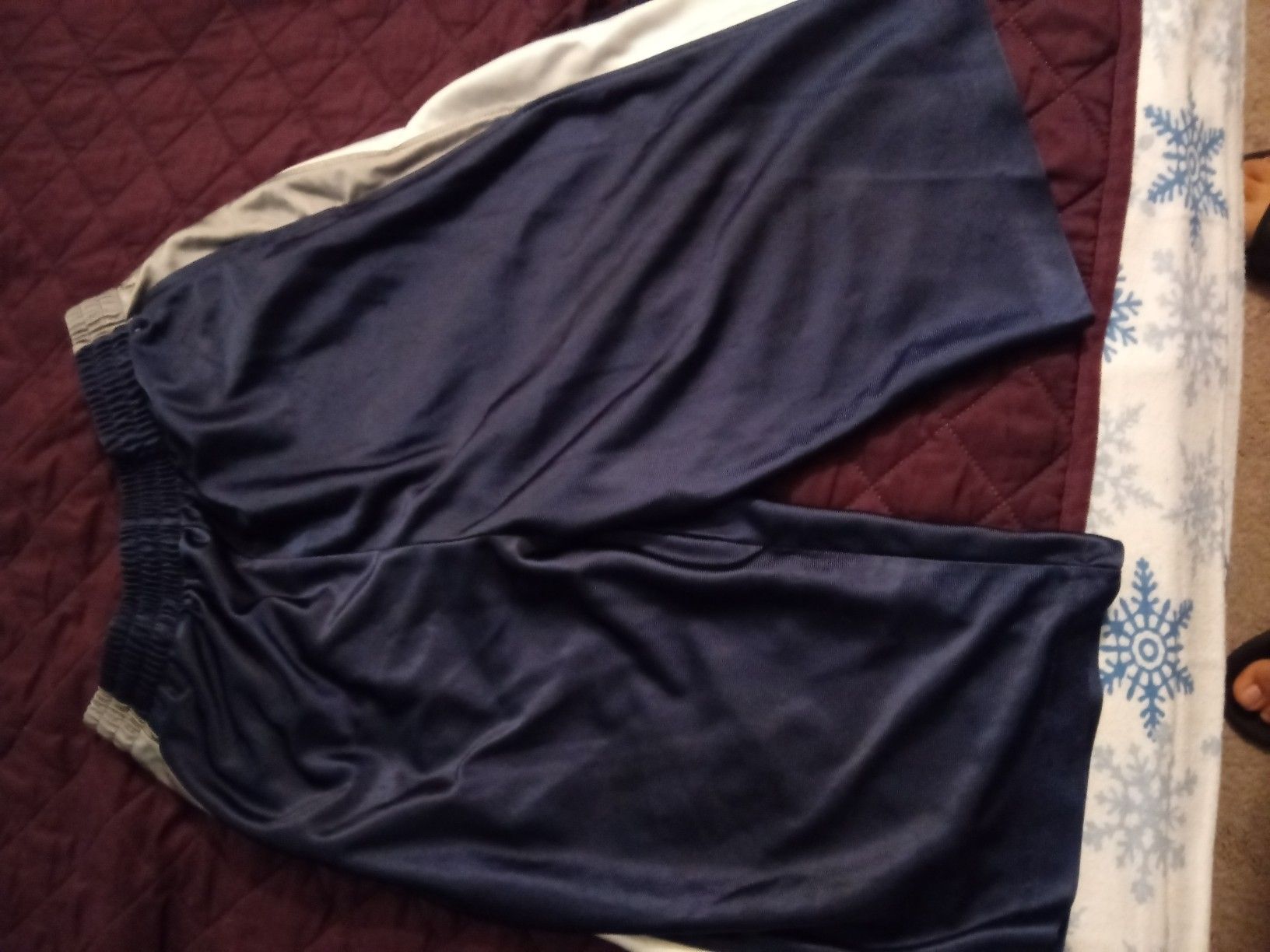 Shorts size medium men's