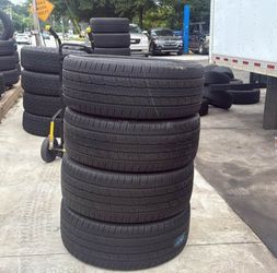 285 45 22 General Grabber Set of 4 Used