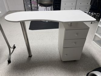 Manicure Desk