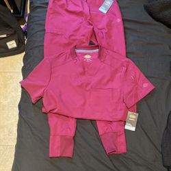 Dickies Small Scrubs