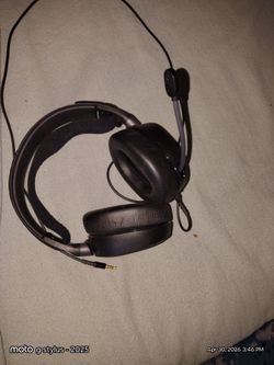 Gamer/podcast headphones for $30