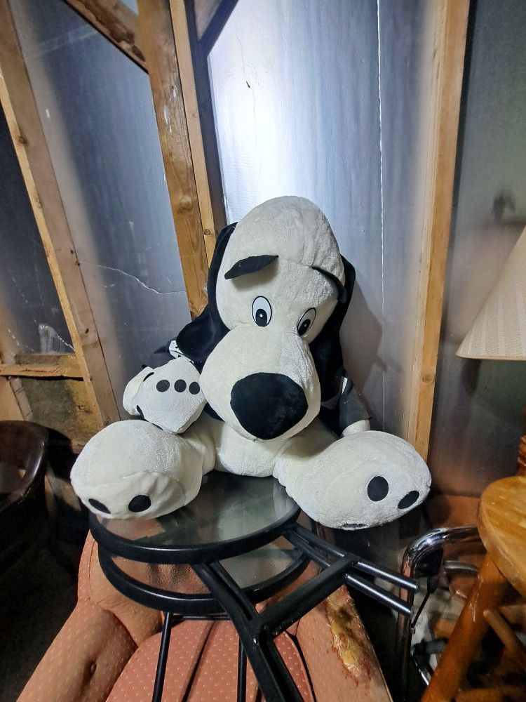DOG VERY LARGE STUFFED ANIMAL 777