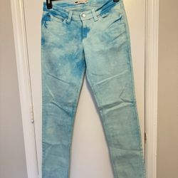 Levi’s Low Rise Blue Tie Dye Pants Size W29 L32