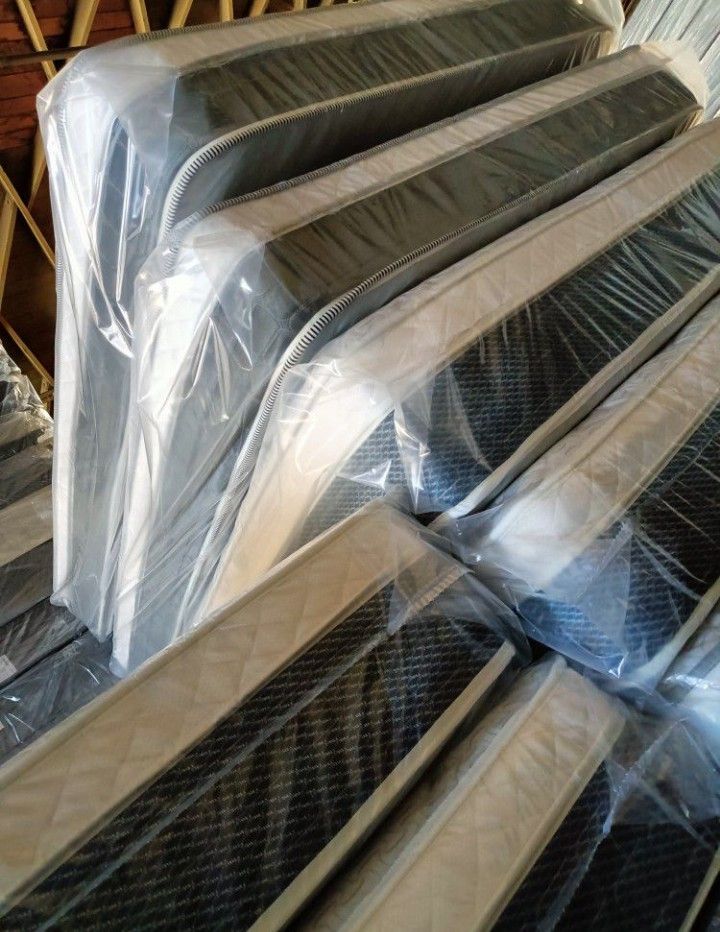 🏠💤Firm Full Size😴💤 (Pillow Top) All Sizes Available