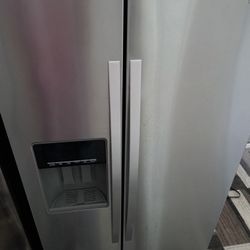 Whirlpool Side By Side Refrigerator 