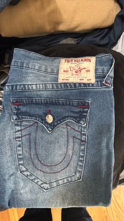 Men’s True Religion jeans