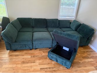 9-Piece Green Velvet Modular Sectional Sofa w/ Storage — Retails $1,300+