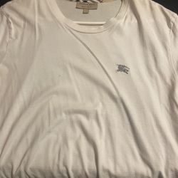 Burberry t shirt 