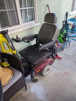 Wheel chair