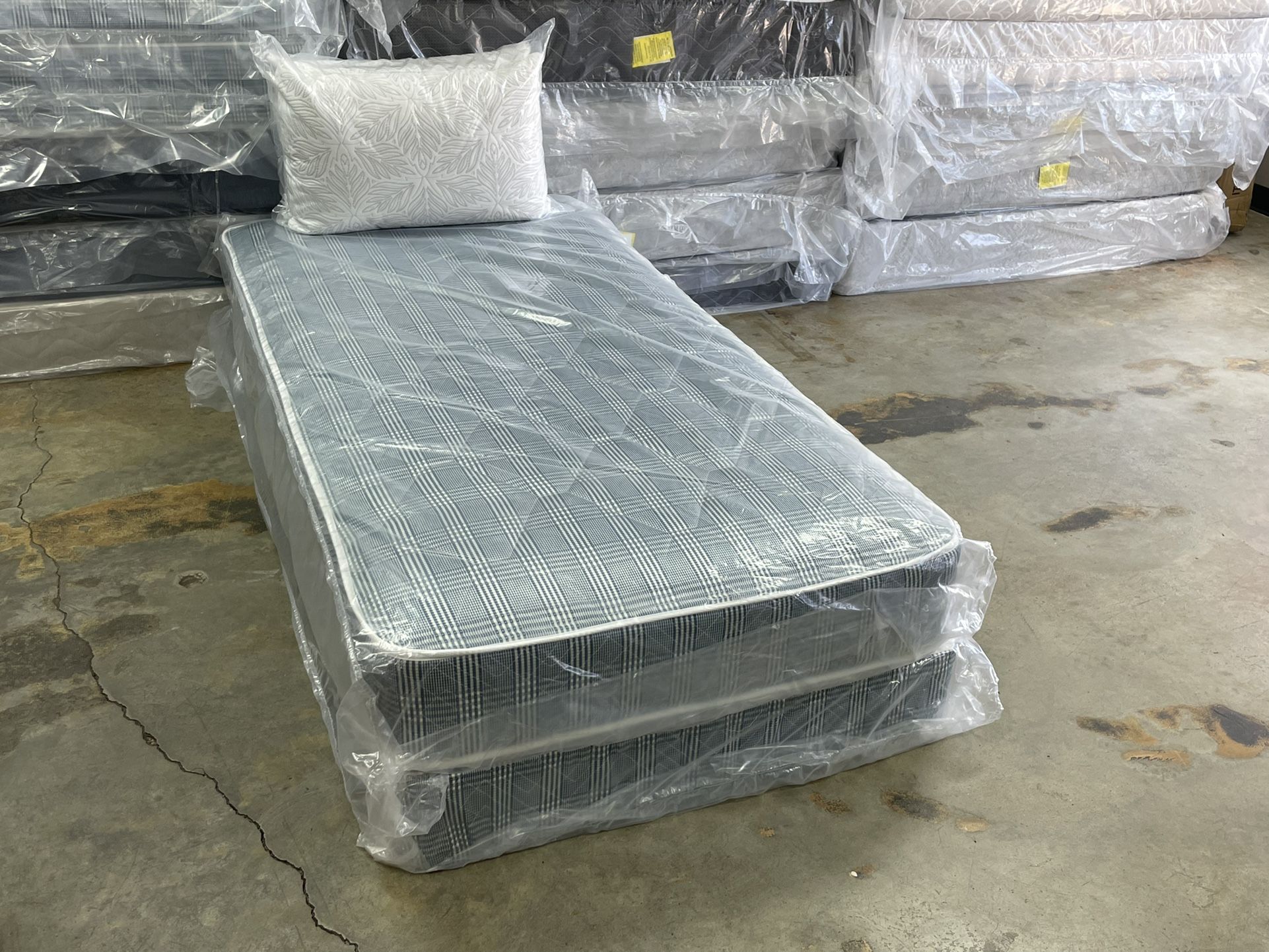 149 Twin Sale! Twin Mattress and Box Spring for Sale in Atlanta, GA