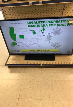 Magnavox tv 50” 220 today or come layaway for $20 Down !!! Ask for tasha