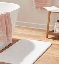 Spa Plush Bath Rug 21”x34” — Threshold, White, Brand New
