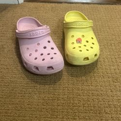 Crocs Mismatch Pink And Yellow