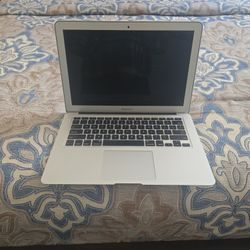 MacBook Air Laptop