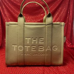 Woman leather Bag