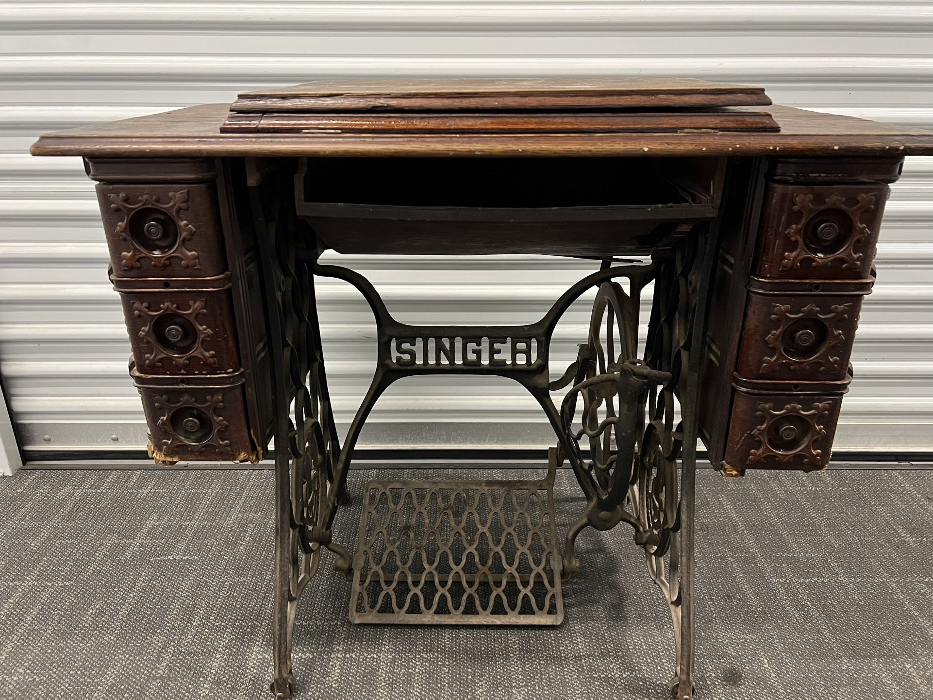 Antique Singer Treadle Sewing Table Only 1914