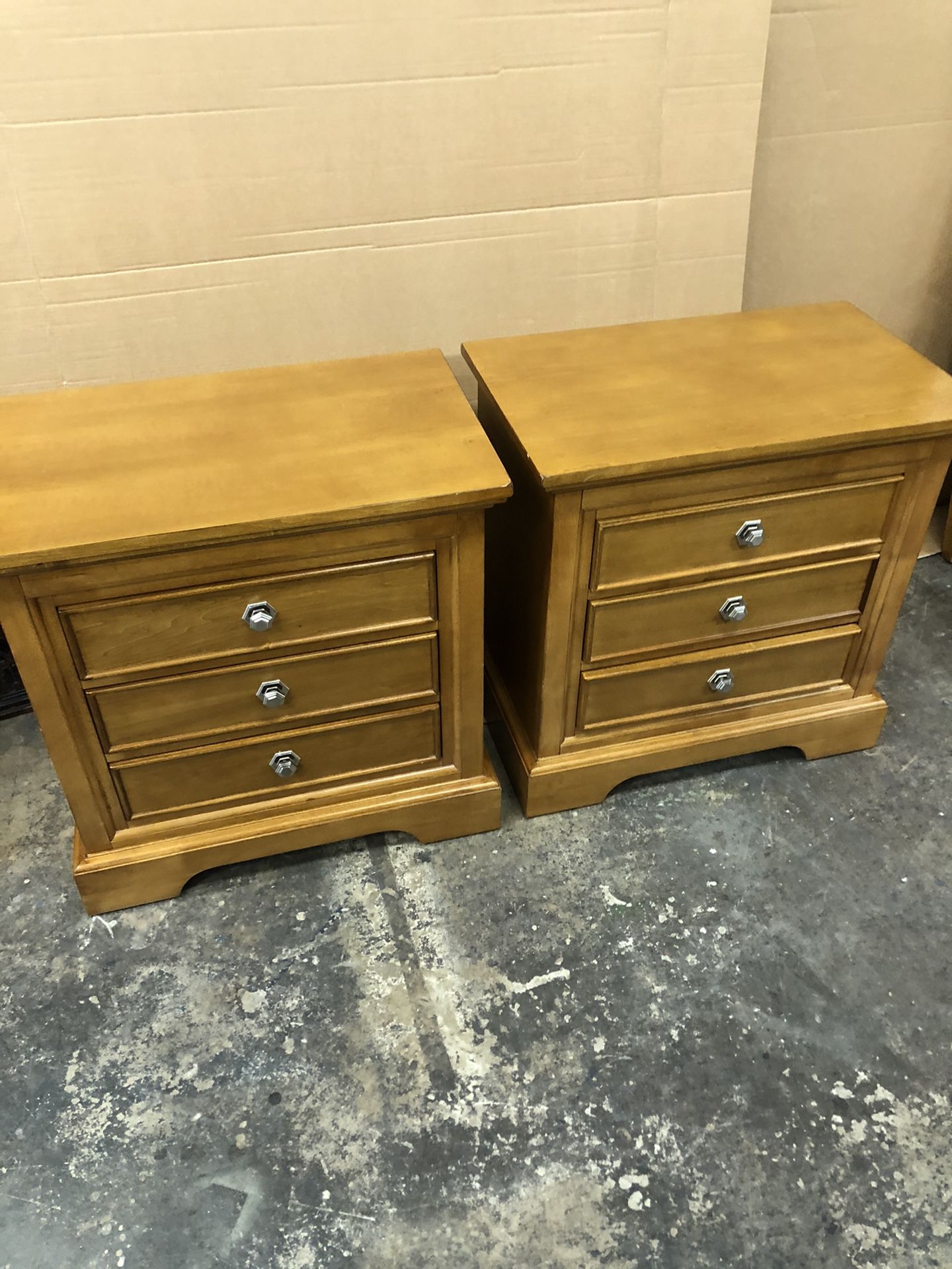 2 matching Solid Wood Nightstands end tables
