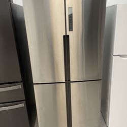 33” Wide - Apartment Size Refrigerator / Counter Depth 
