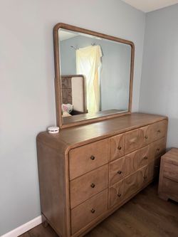 Complete bedroom