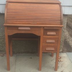 children’s roll top desk with chair