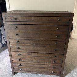 Dresser For Sale / Pottery Barn