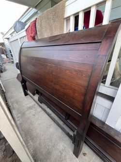 King/Cal Bed Frame With Mirror