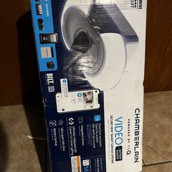 Chamberlain Garage Door Opener /w Integrated Camera
