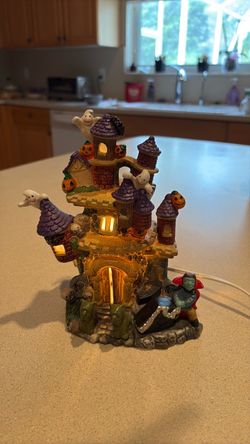 Halloween Haunted House Light-Up Figurine