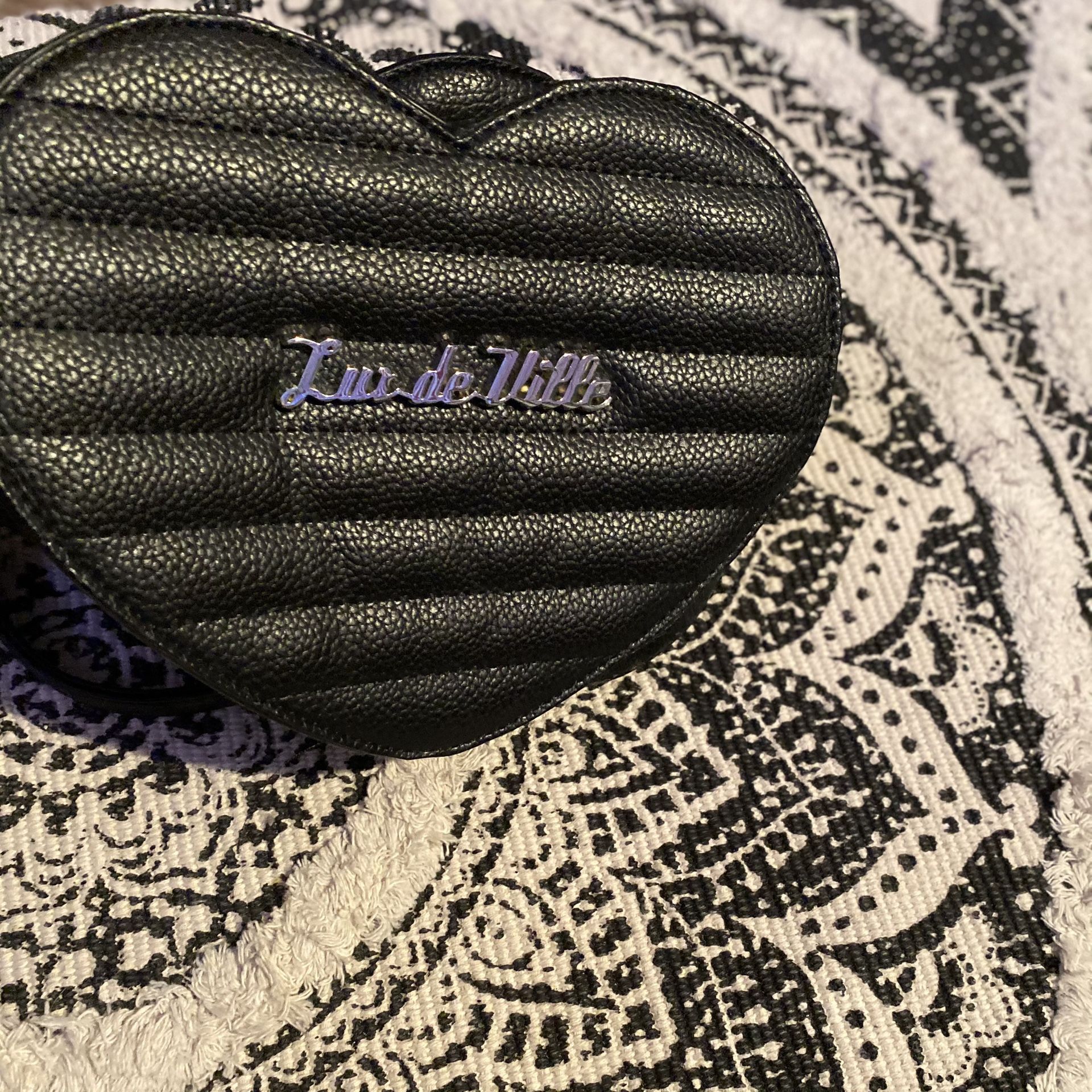 Lux de Ville crossbody Heart purse Rockabilly