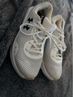 Size 8 women’s shoes