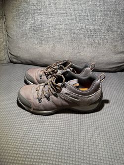 Columbia Men’s Peakfreak Venture LT Hiking Shoes size 10