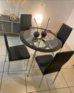 Dining set . Great Stylish For Your Home! - Juego de Comedor ¡ Gran Estilo para su hogar !