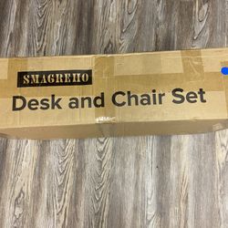 Kids Desk and Chair Set.