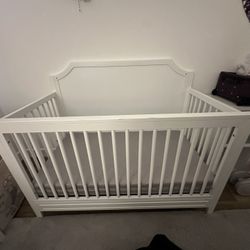 Crib With Newton Baby Mattress 