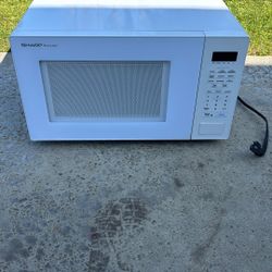 Sharp Carousel Microwave
