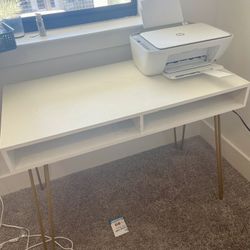 **** Needs Refinished **** White And Gold Desk 