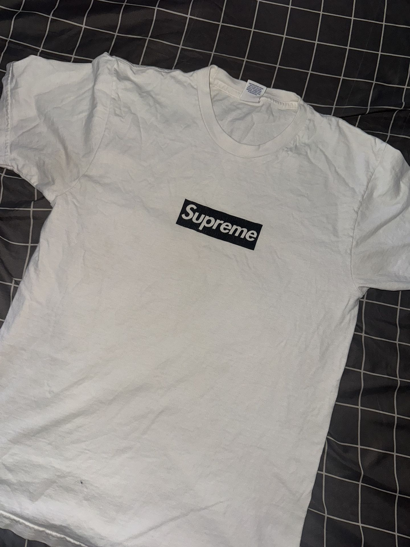 Supreme Paris Box Logo