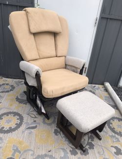 Dutailier grand glider recliner with bonus ottoman