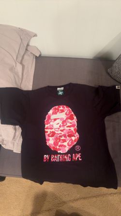 bape t shirt pink camo medium tight fit