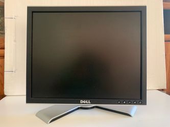 Dell  LCD Monitor 17”