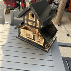 Birdhouses With 4 Holes 
