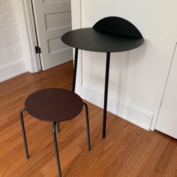 Mordern Leaning desk And small Chair