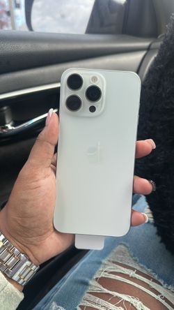 iPhone 15 Pro Max — 512GB — unlocked