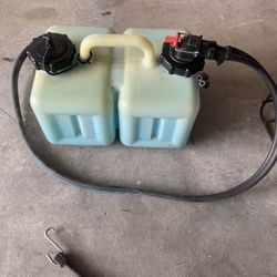 Marine Oil Injection Container For Boats