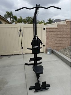 Back workout machine