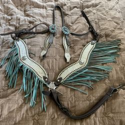 Western tack set 